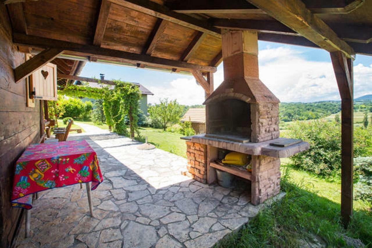 Peacefull Family Cottage Gornji Desinec Buitenkant foto